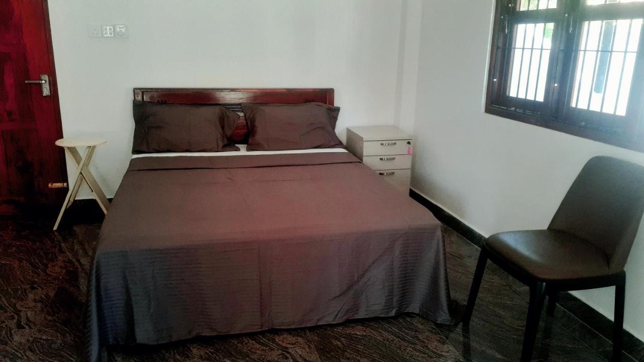 Airport Layover B&B Katunayaka Ngoại thất bức ảnh