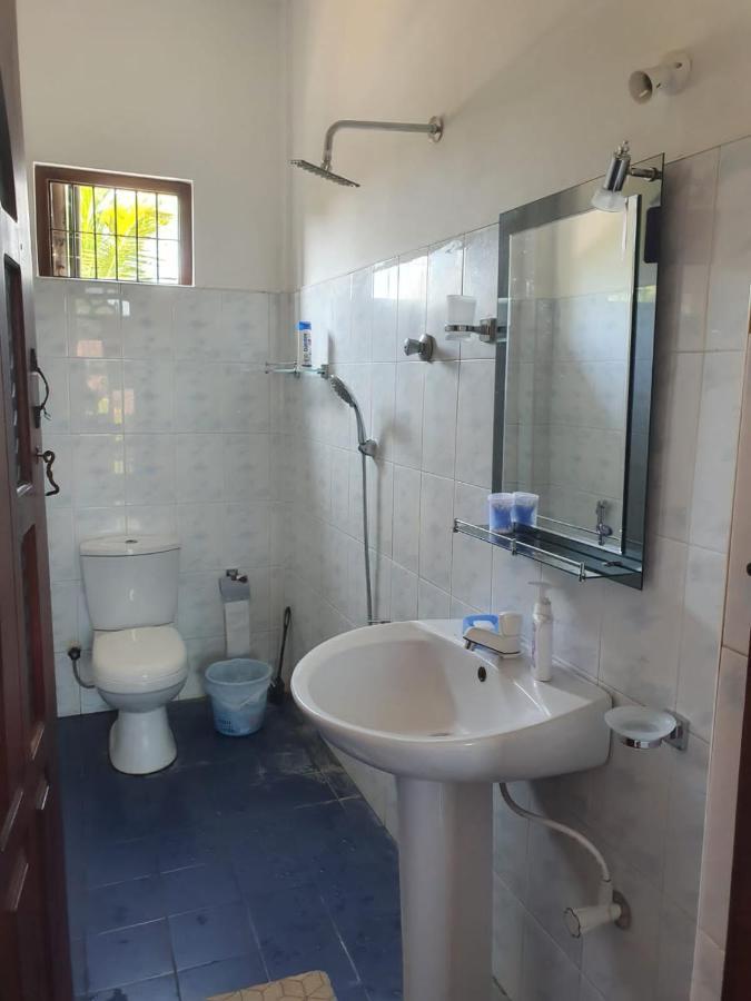 Airport Layover B&B Katunayaka Ngoại thất bức ảnh