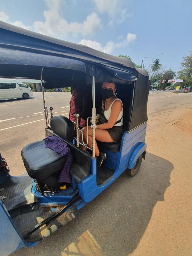 Airport Layover B&B Katunayaka Ngoại thất bức ảnh