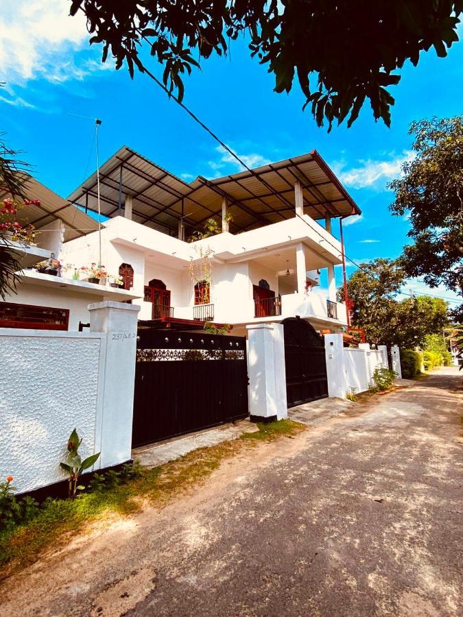 Airport Layover B&B Katunayaka Ngoại thất bức ảnh