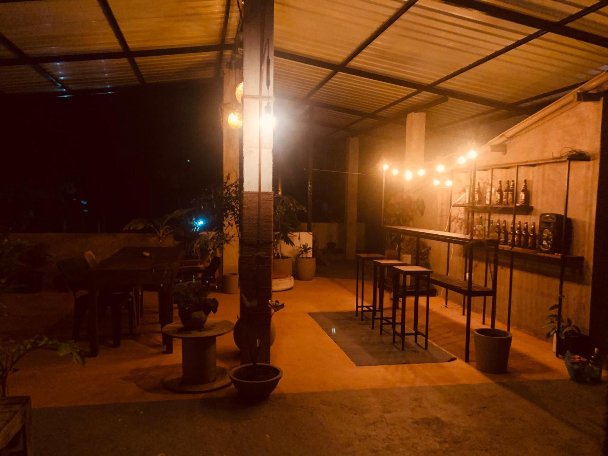 Airport Layover B&B Katunayaka Ngoại thất bức ảnh